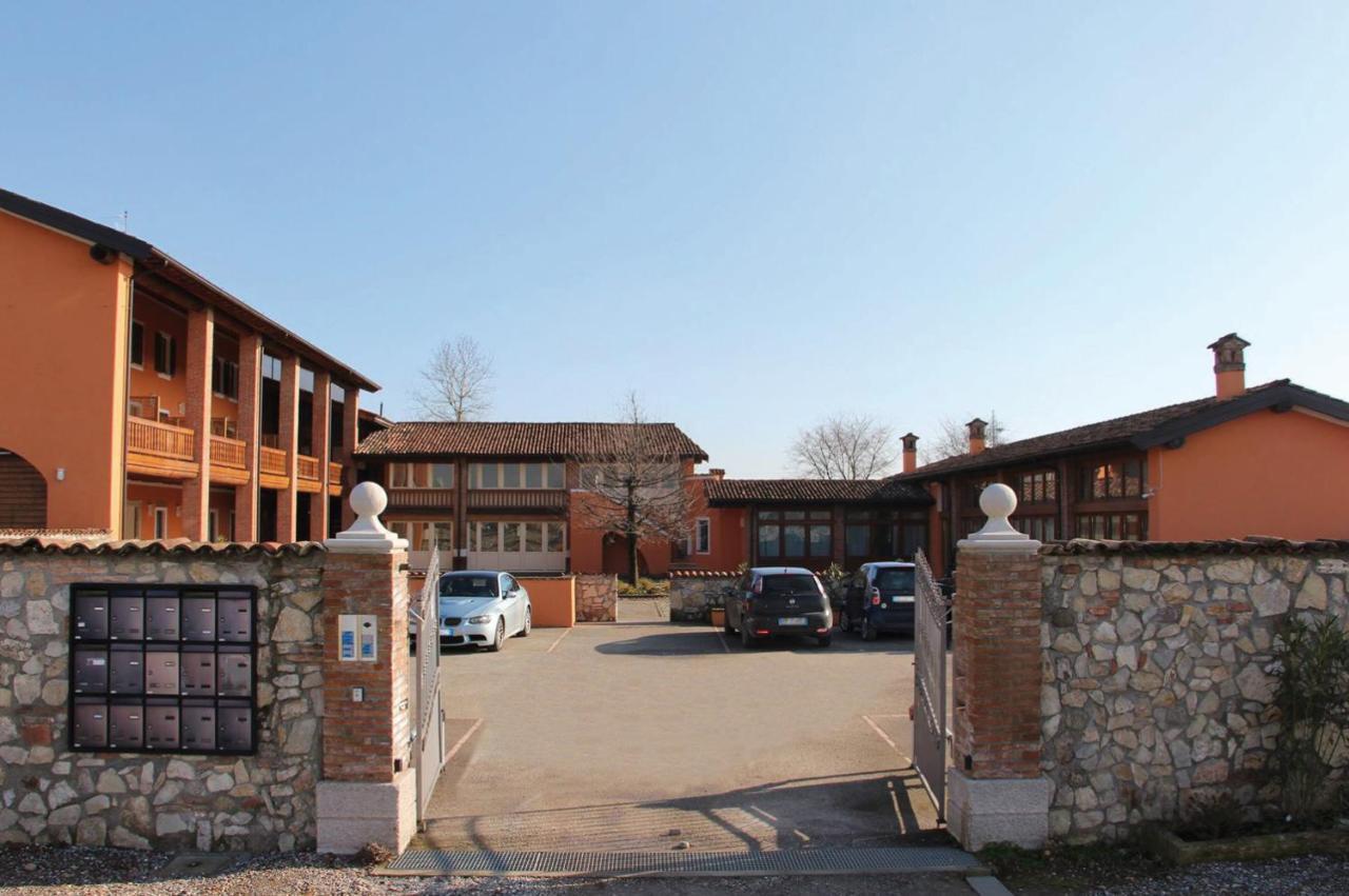 Bed and Breakfast Cascina Volta à Brescia Extérieur photo